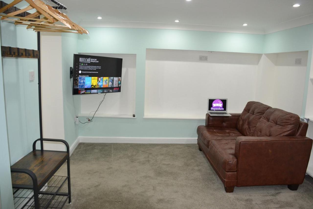 Willow Tree 1 Bed Apartment - Stayseekers 索尔兹伯里 外观 照片